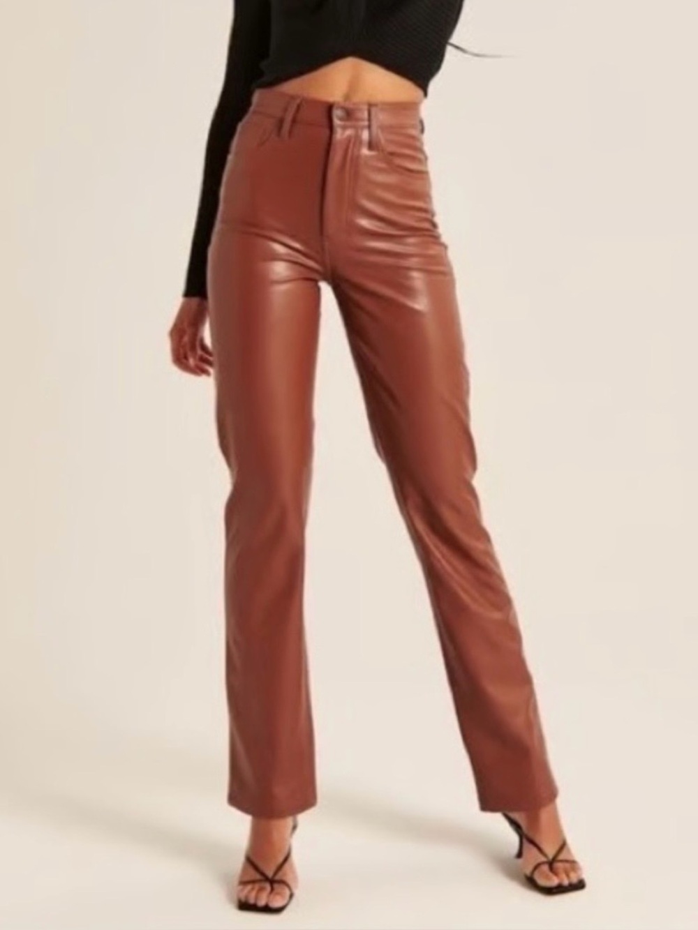 Abercrombie & Fitch 90s Straight Ulta High Rise, Cognac Leather 27